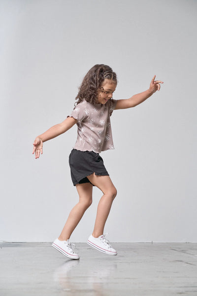 Floral Ribbed Lettuce Trim Tee - Mushroom