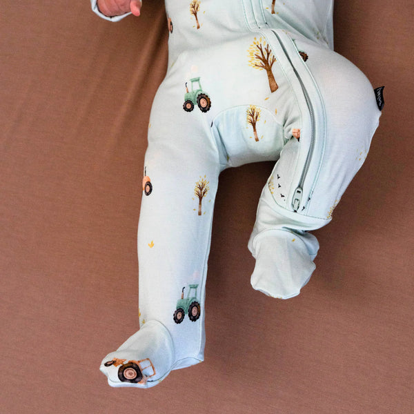 Bamboo Zipper Sleeper - Tractors