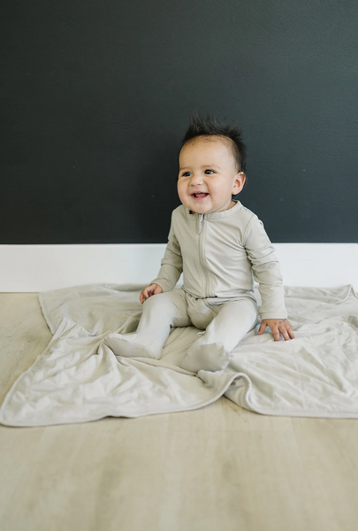 Oatmeal Bamboo Zipper Sleeper
