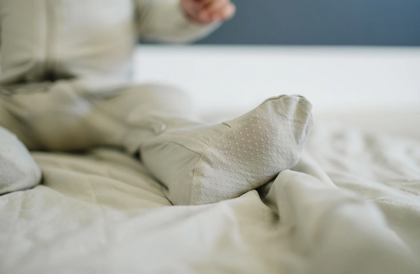 Oatmeal Bamboo Zipper Sleeper