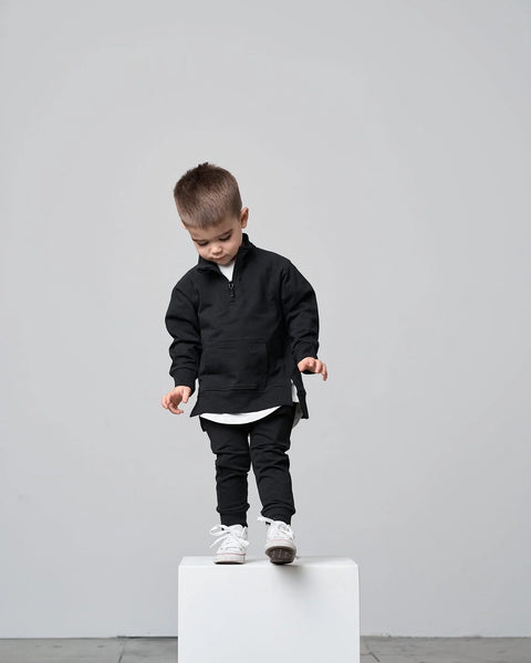 Quarter Zip Pullover - Black