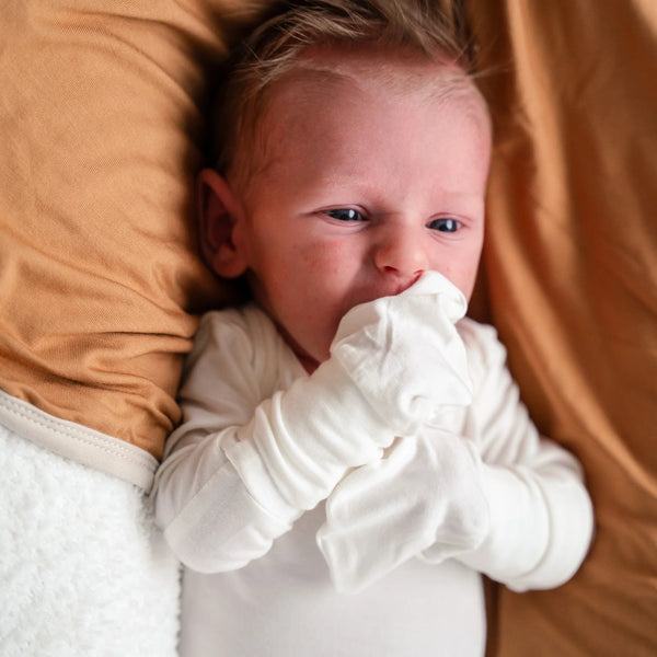 Bamboo Scratch Mittens - Sand