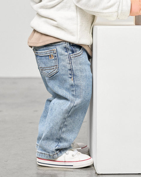 Straight Leg Jean - Light Wash