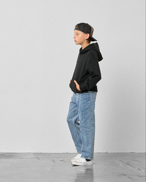 Straight Leg Jean - Light Wash