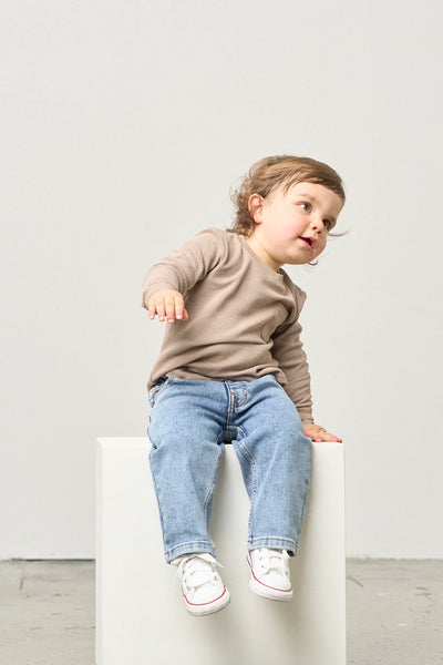Straight Leg Jean - Light Wash