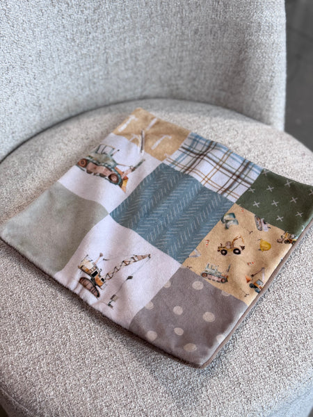 Minky Blanket - Construction / Tan