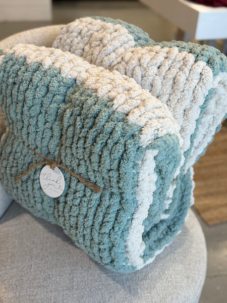 Large Sage/Cream Chunky Knit Blanket
