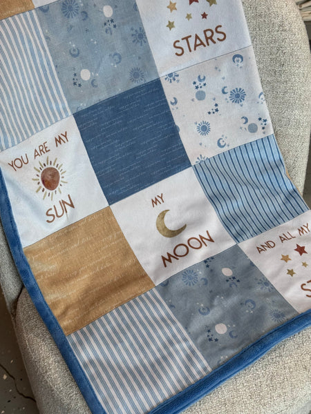 Minky Blanket - Moon & Stars / Blue
