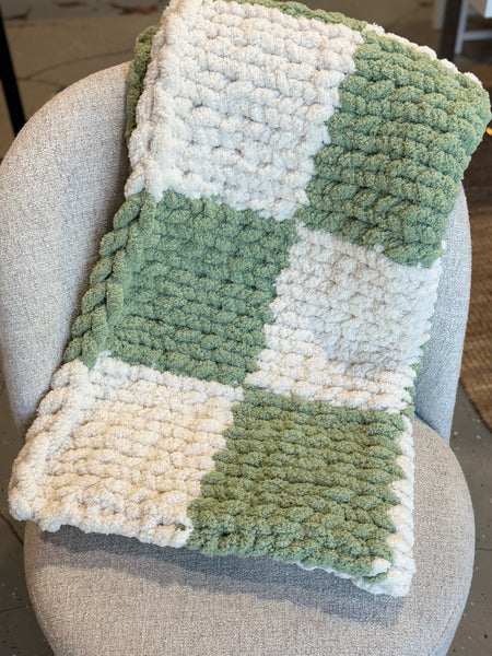 Baby Green/Cream Chunky Knit Blanket