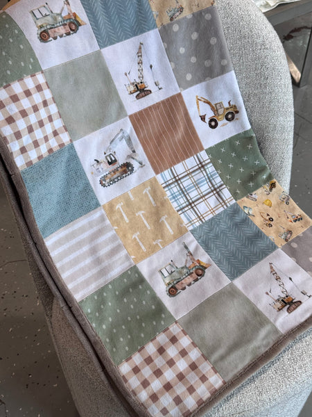 Minky Blanket - Construction / Tan