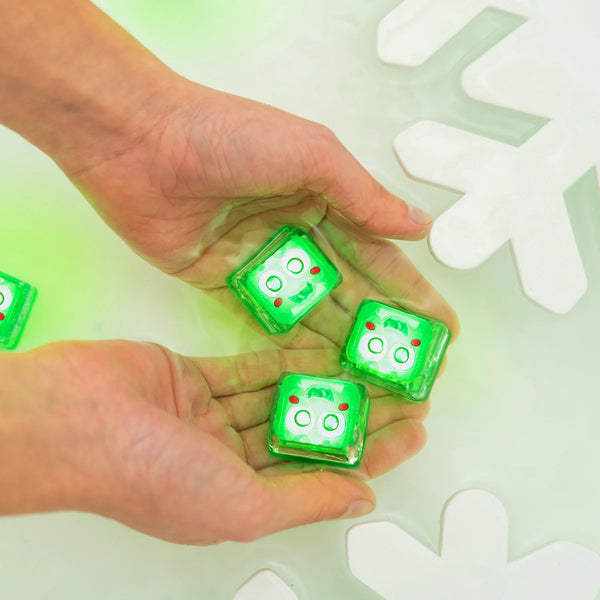 Glo Pals Christmas Light-Up Cubes