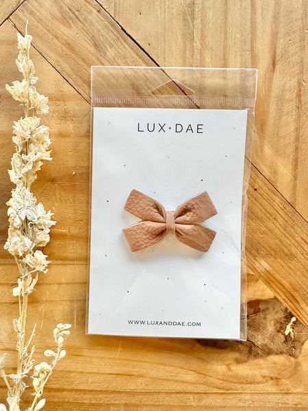 Chelsea Bow | Fawn
