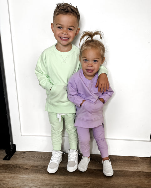 Neon Pocket Pullover - Lilac