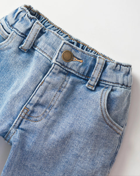 Straight Leg Jean - Light Wash
