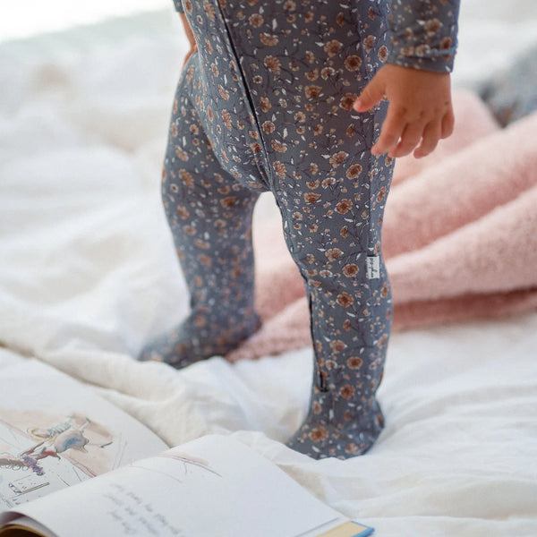 Bamboo Footed Sleeper - Bows