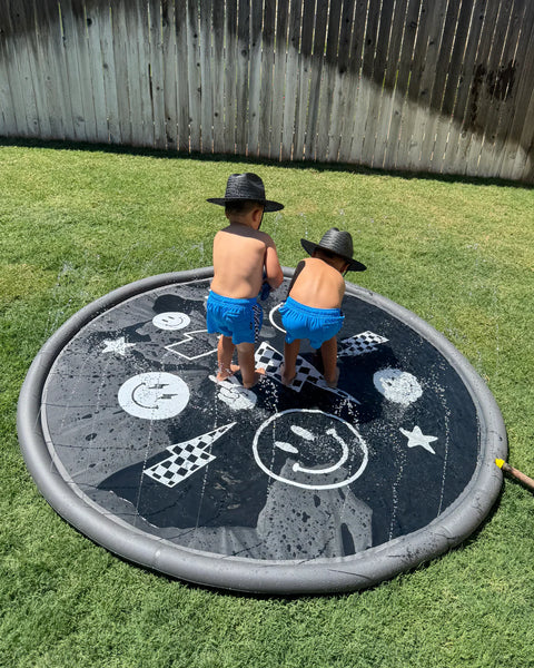 Sprinkler Splash Pad For Kids - Monochrome Smiley