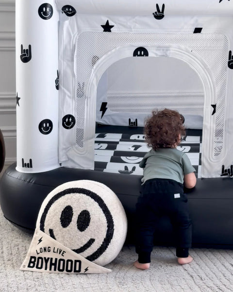 Magic Bounce House – Mini Cordless Indoor Bouncer (Monochrome Smiley)