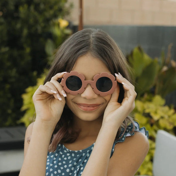 The Daisy Sunnies - Clay