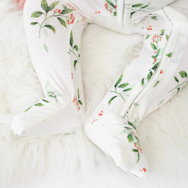 Bamboo Zipper Sleeper - Holly Berries