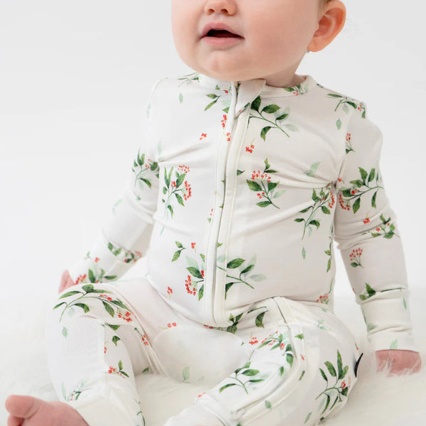 Bamboo Zipper Sleeper - Holly Berries