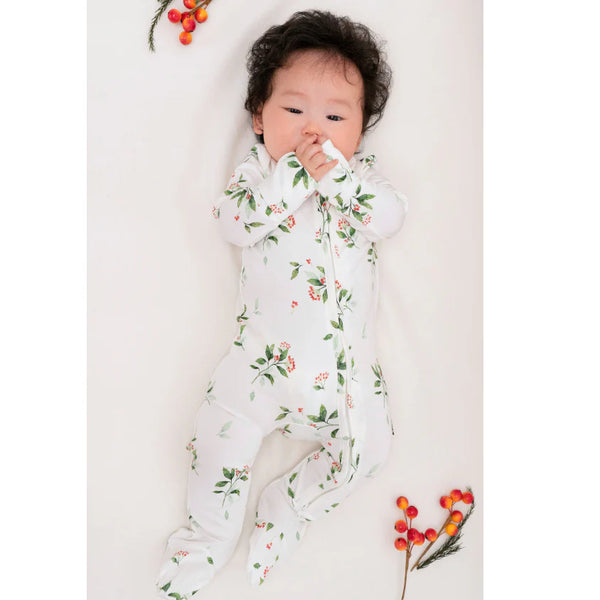 Bamboo Zipper Sleeper - Holly Berries