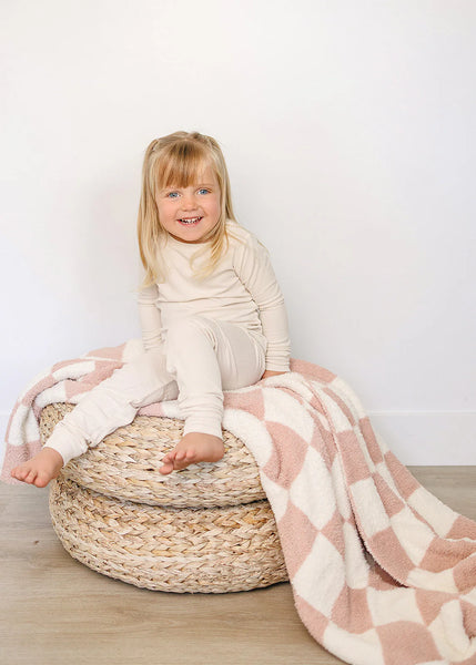 Pink Checkered Plush Blanket