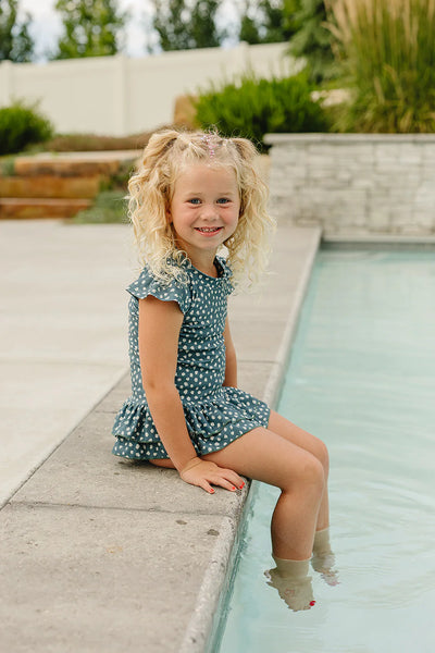 The "August" Girls 2 Piece Twirl Rashguard Set