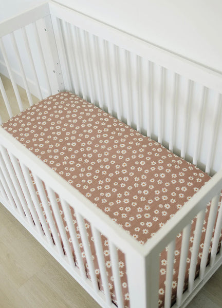 Daisy Dream Muslin Crib Sheet